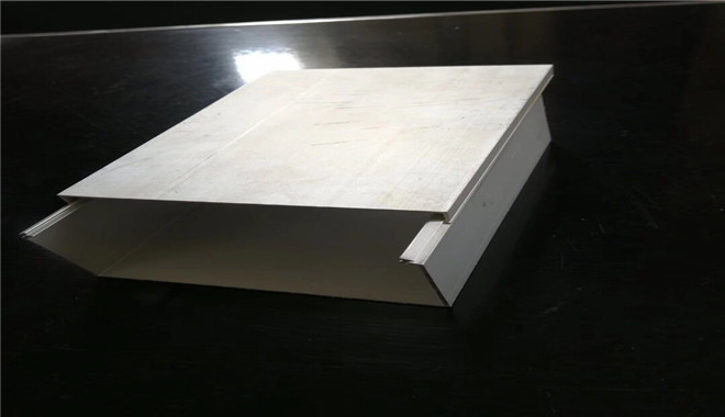 1615344824134809.jpg 鋁合金電纜橋架3.jpg
